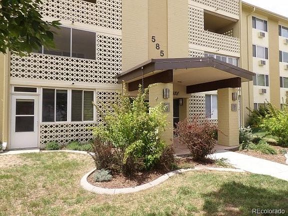 3rd image of 585 S Alton Way #10C
