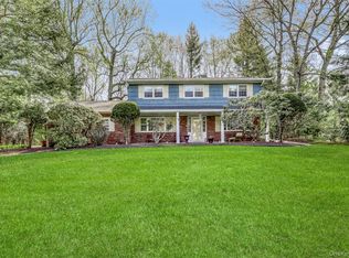 16 Sterling Forest Lane, Suffern, NY 10901