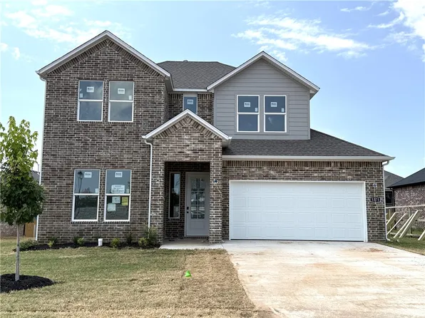 5375 Annika Ave, Springdale, AR 72762