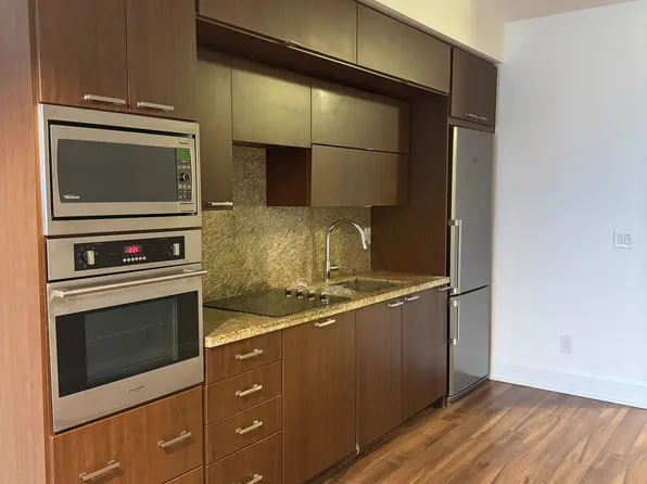 120 Harrison Garden Blvd, Toronto, ON