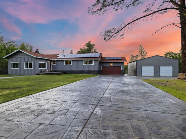 17622 China Gulch Dr, Anderson, CA 96007