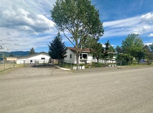 208 S Cleveland St, Boulder, MT 59632