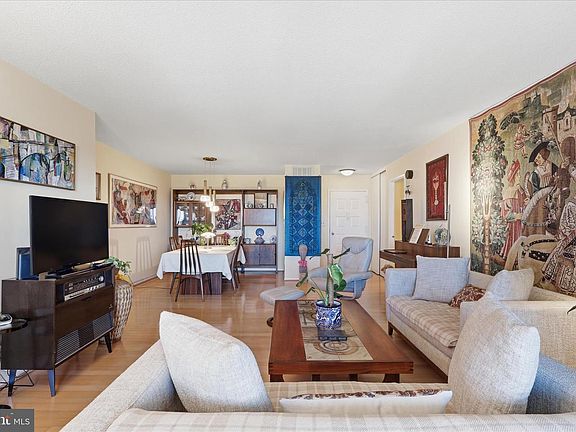 5th image of 8360 Greensboro Dr APT 1003
