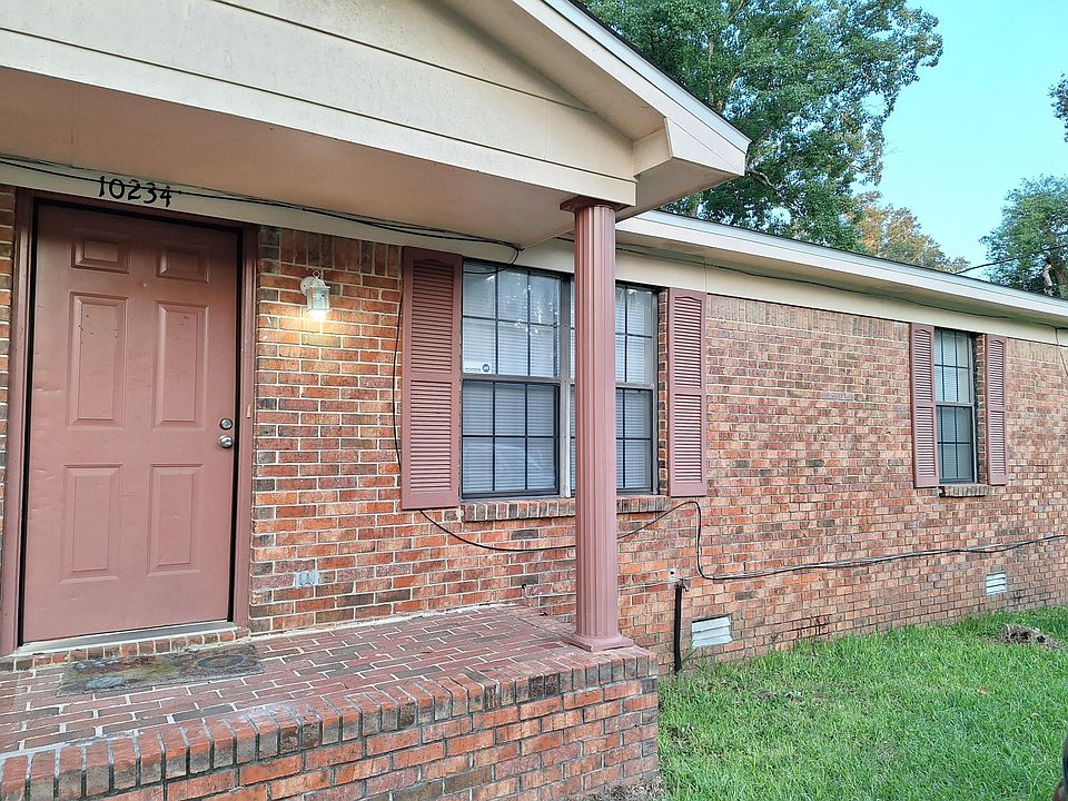 1st image of 10234 Walbridge St #10234
