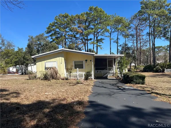 5675 S Bob White Dr, Homosassa, FL 34446