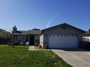 1270 Laguna Way, Madera, CA 93638