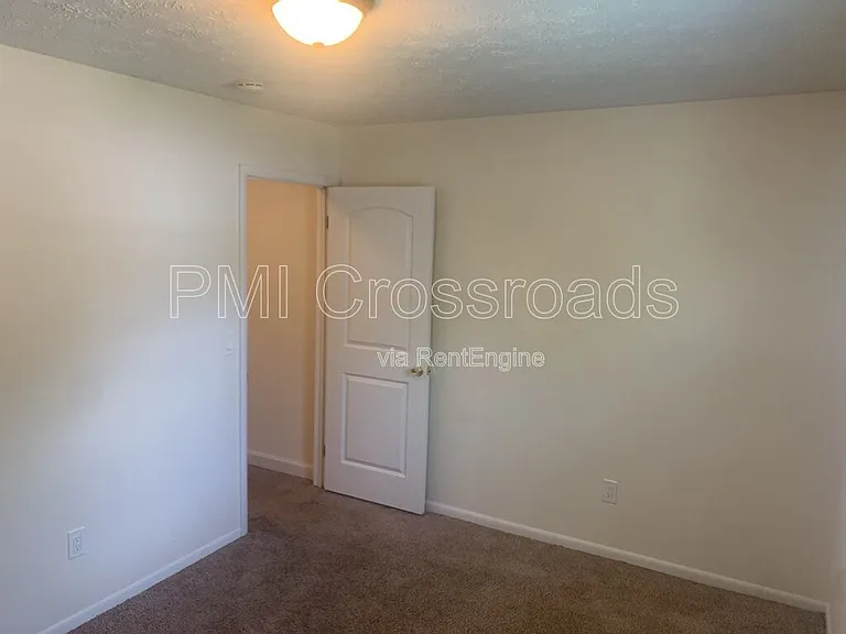 3088 Howey Rd — Photo 16