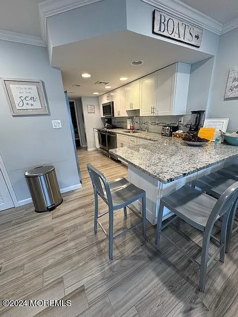 2 bed, 1.5 bath, 1064 sqft, $2,200 — Photo 4