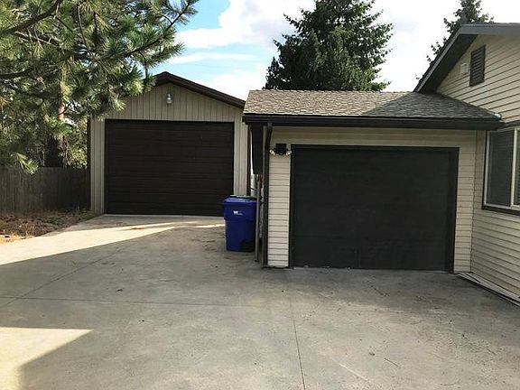 3rd image of 10208 E 20th Ave
