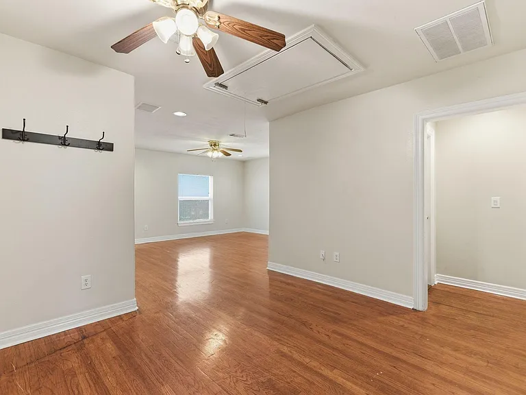 2513 Shakespeare St #3 — Photo 18