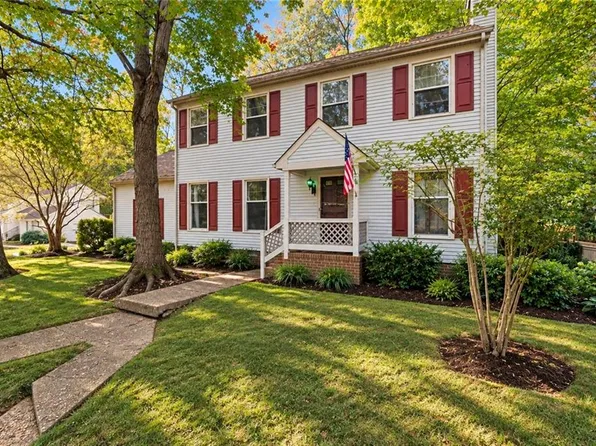 882 Garrow Rd, Newport News, VA 23608