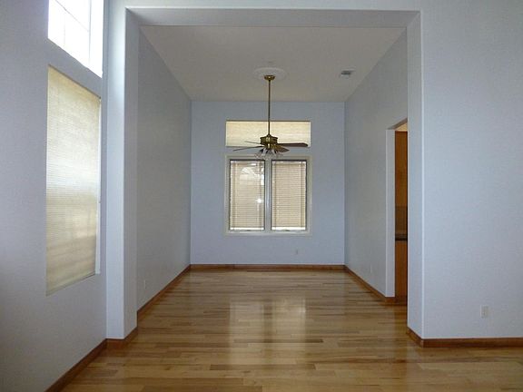 5th image of 5066 Saint Albert Dr