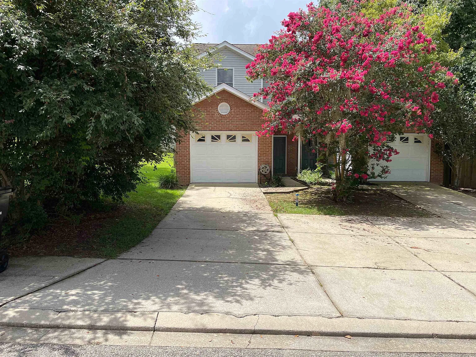 3 bed, 3.5 bath, 1432 sqft, $1,700 — Photo 2