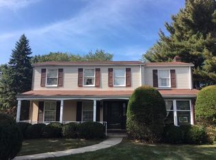 2052 Carriage Hill Rd, Allison Park, PA 15101