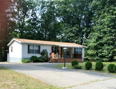2 Michael Cir, Port Jervis, NY, 12771