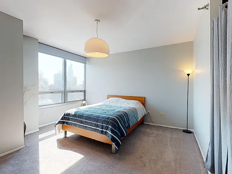 701 S Wells St #2402 — Photo 15