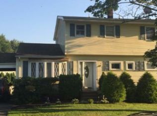 170 Southwood Dr, Old Bridge, NJ 08857