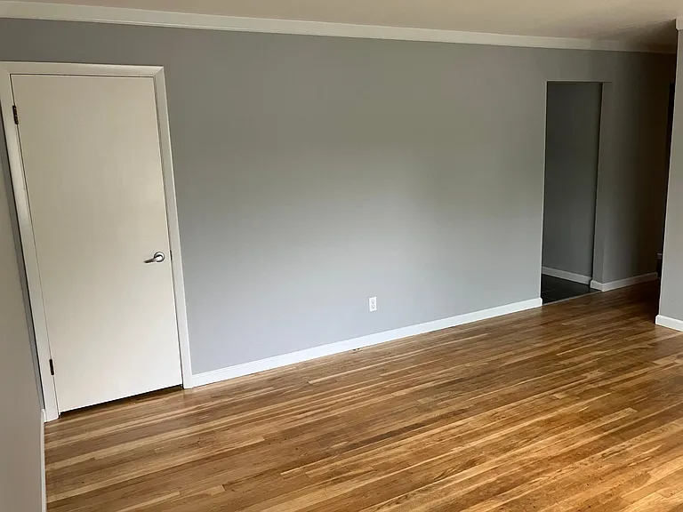213 W Pitman St — Photo 61