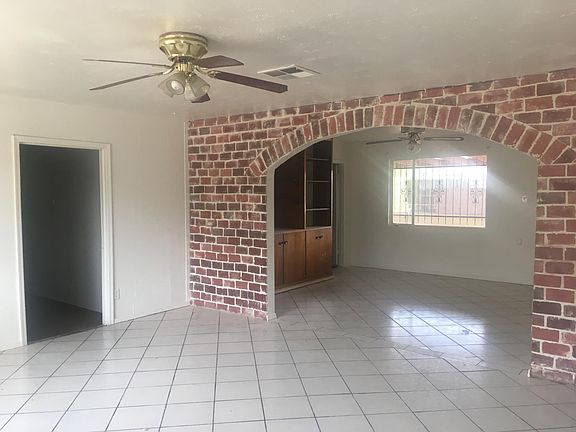 3rd image of 3119 N 46th Dr