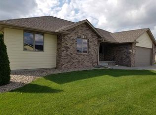 368 S 4th Ave, Columbus, NE 68601