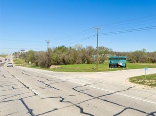 390 Jd Towles Dr, Mineral Wells, TX 76087