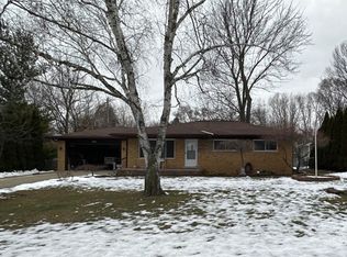 23185 Mapleview Dr, Macomb, MI 48042