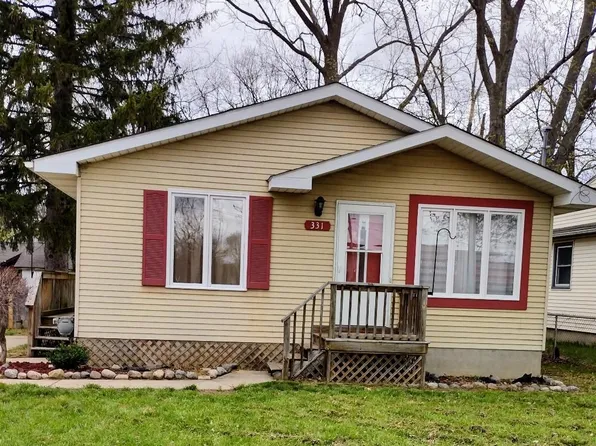 331 W Mount Morris St, Mount Morris, MI 48458