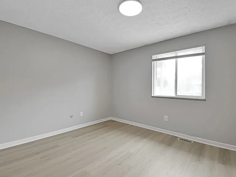 5978 Alice Dr — Photo 16