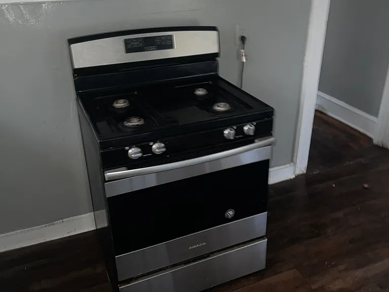 2414 Barbara St — Photo 9