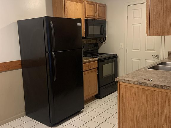 2nd image of 7241 Boleyn Dr #5