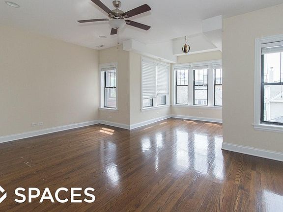 2nd image of 3709 N Wilton Avenue # 3 Top Floor
