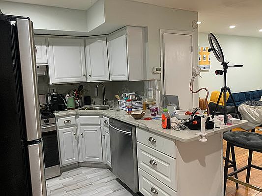 1st image of 3106 46th St #1