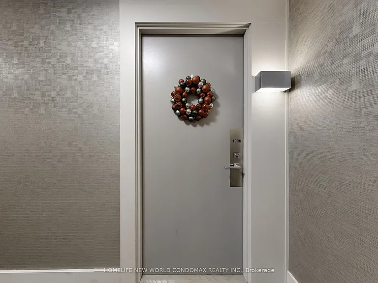 7165 Yonge St #1906 — Photo 26