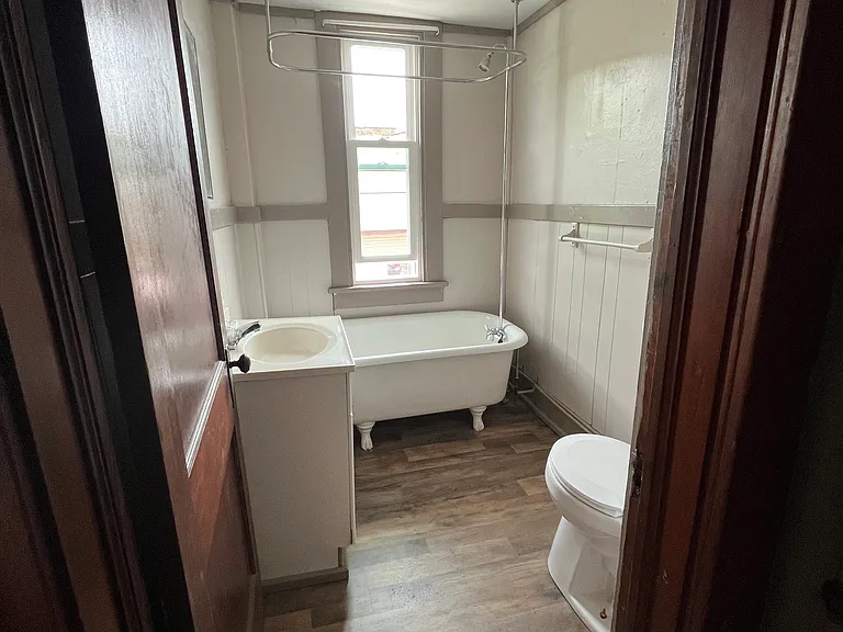 5245 W Seneca St #3 — Photo 7