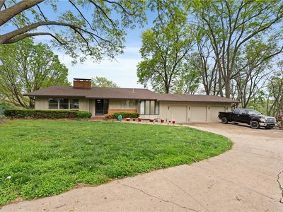 9717 E 26th St S, Independence, MO, 64052