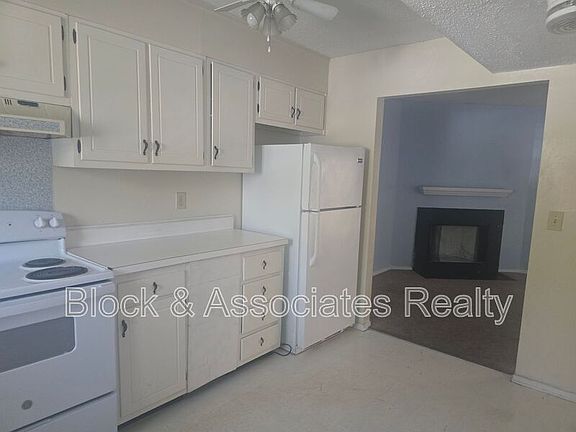 3rd image of 1708 N Hamilton St APT E