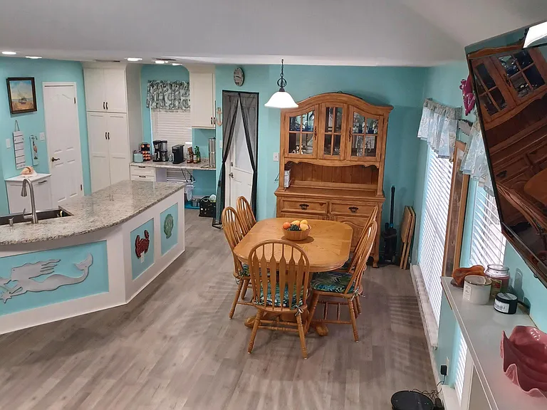 2244 Ivy Dr — Photo 9