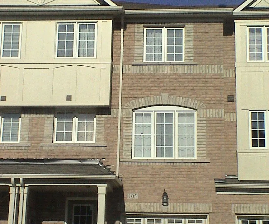 105 Wilkes Cres