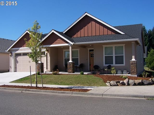 1st image of 212 NE 17th St