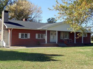 6620 State Highway 154, Sesser, IL 62884