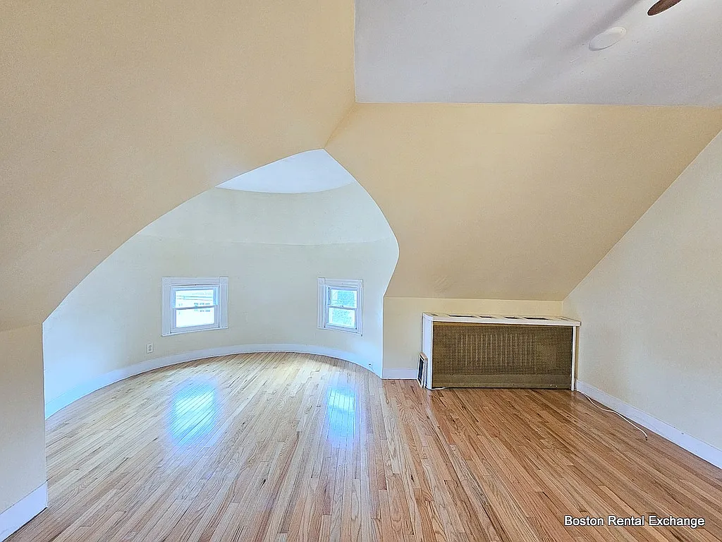 2 bed, $2,900 — Photo 2