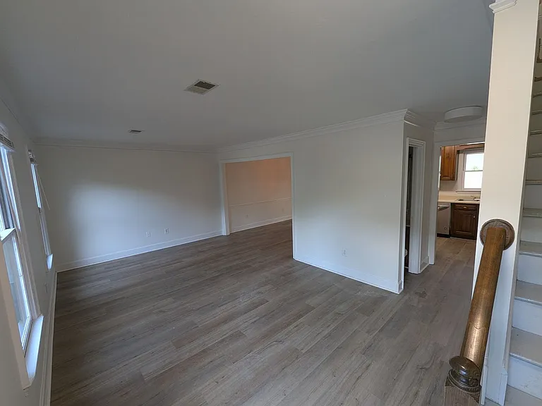 317 S Church St — Photo 2