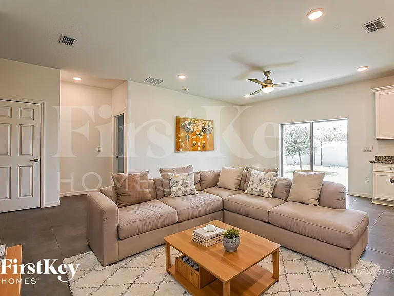 1272 Spokane Point — Photo 4