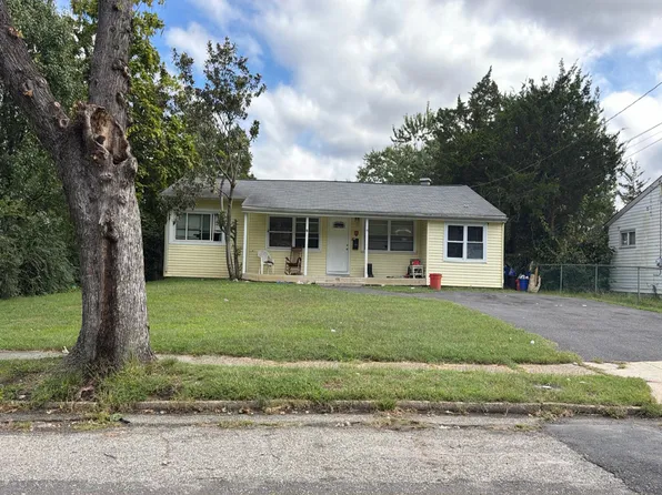 14 Farndale Rd, Somerdale, NJ 08083