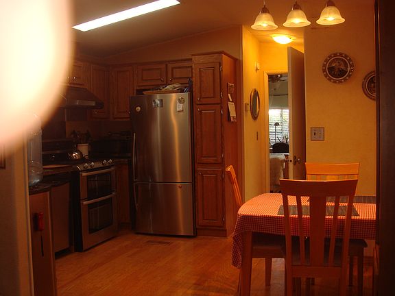 3rd image of 102 Corona Ln