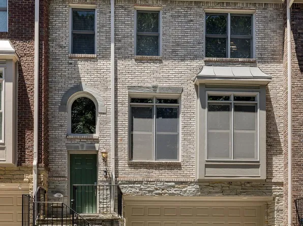 5561 Julian Pl, Sandy Springs, GA 30342