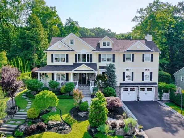 67 Maysenger Rd, Mahwah Twp., NJ 07430