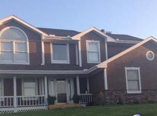 12101 Hubbard Rd, Kansas City, KS 66109