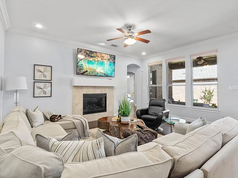408 Montpelier Dr — Photo 18