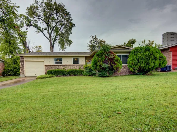 12617 E 18th Pl, Tulsa, OK 74128